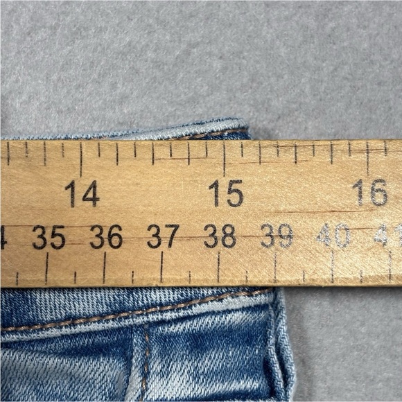 American Eagle Denim Super High-Rise Jegging Women 12 Light Blue Distressed - Picture 2 of 11